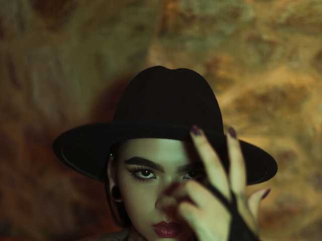 صورة الملف الشخصي PaulinneSmith