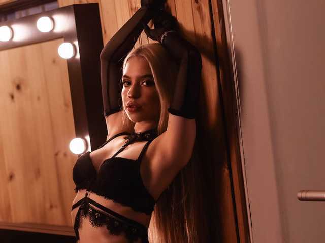صورة الملف الشخصي peach-tay