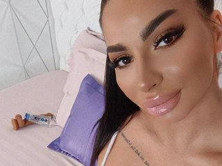 دردشة الفيديو المثيرة PeachxPerfect