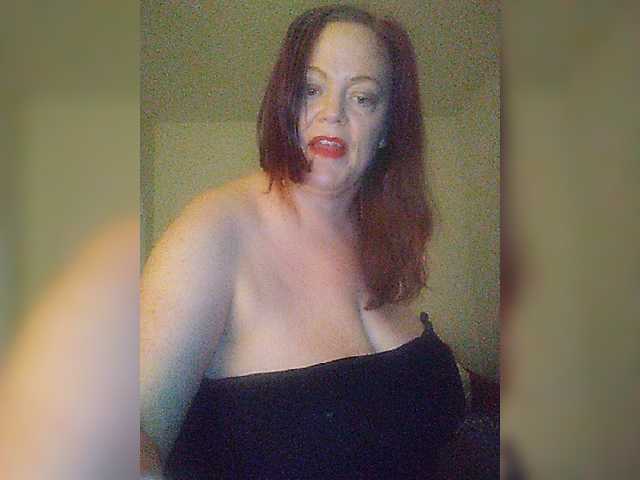 الصور PennyLaney #hugetits#bigass#milf #queenofqueens No private messages without tipping first Follow me @candy_stone20