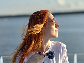 دردشة الفيديو المثيرة PepperPotts