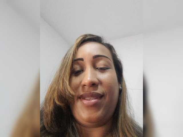 لقطات البث Pineapple-1