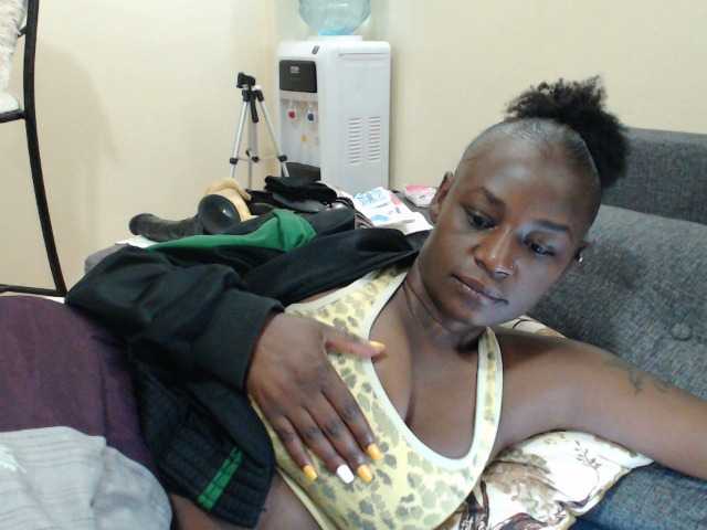 لقطات البث Letisha_789