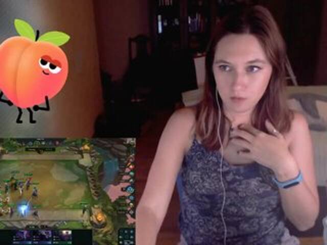 لقطات البث PlushkaNyashk