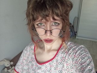 دردشة الفيديو المثيرة Plushyy