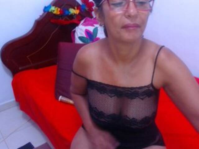 لقطات البث POCAJONTASTIT