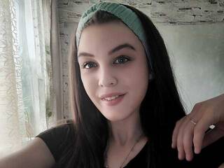 دردشة الفيديو المثيرة polina03