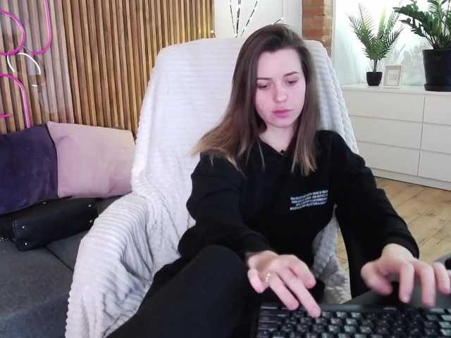 لقطات البث PolinaPrada