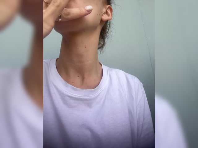 لقطات البث POLY-moli