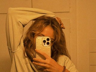 دردشة الفيديو المثيرة poppysweety122