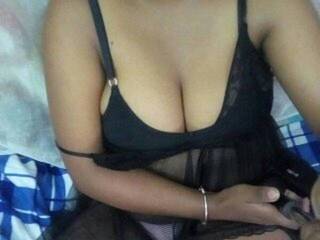 دردشة الفيديو المثيرة Pretty-2boobs