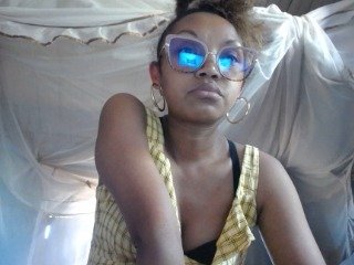 دردشة الفيديو المثيرة pretty-ass