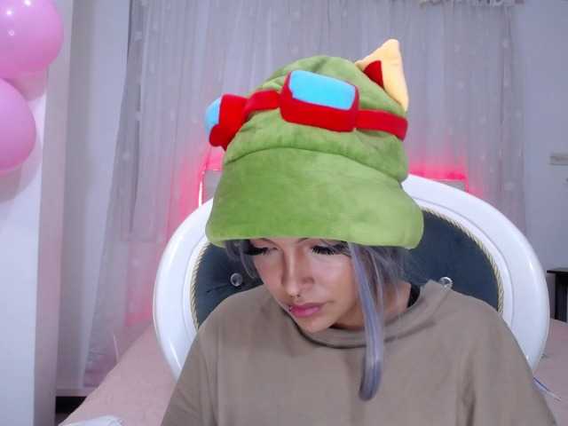 لقطات البث Pretty-black