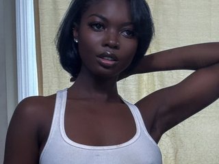 دردشة الفيديو المثيرة Pretty-Ebony-Doll