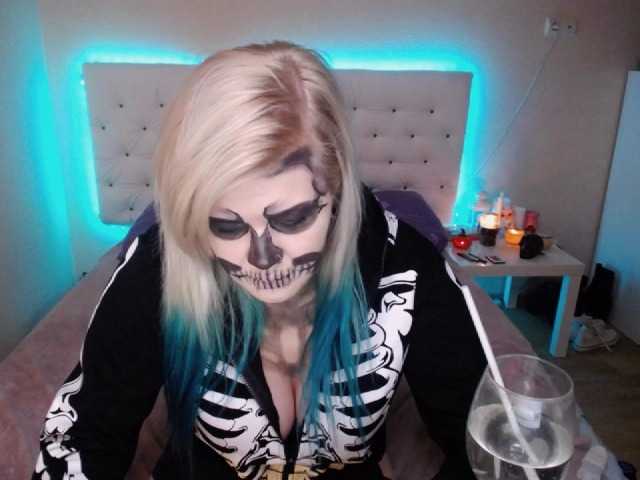 لقطات البث PrettyandNaug