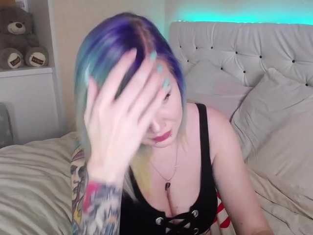 لقطات البث PrettyandNaug