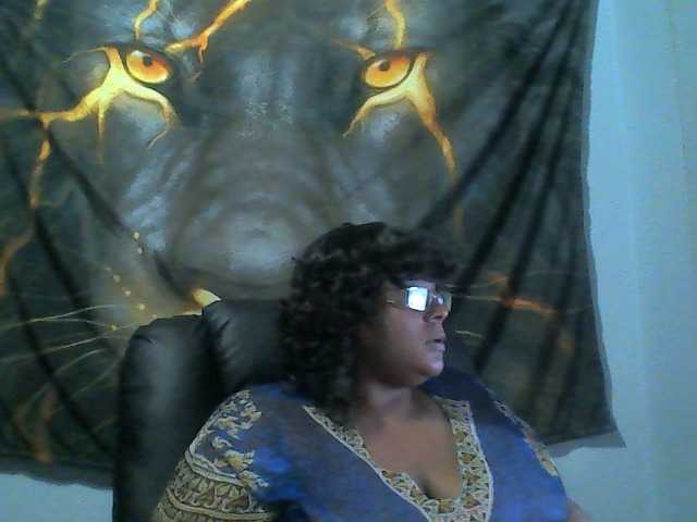 لقطات البث PrettyBlacc