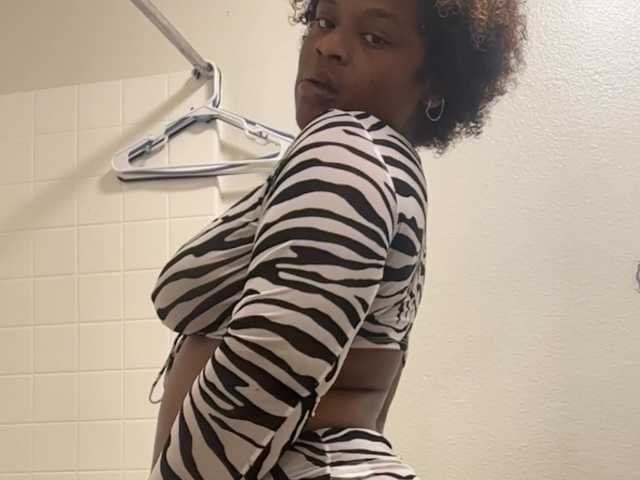 صورة الملف الشخصي prettynthick12