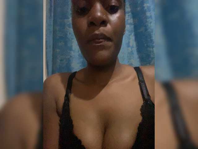 لقطات البث PrettytSheila