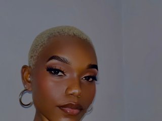 دردشة الفيديو المثيرة prettyvee