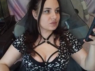 دردشة الفيديو المثيرة PrettyWitch
