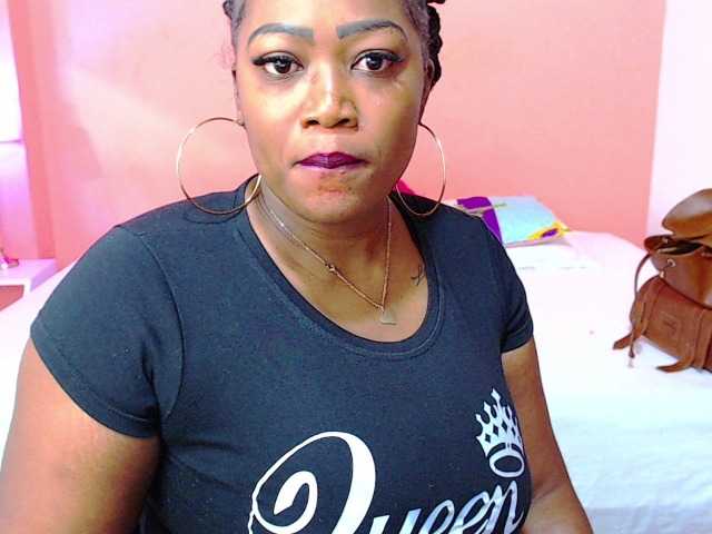 لقطات البث princes-ebony