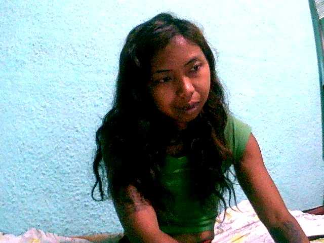 لقطات البث Prisca