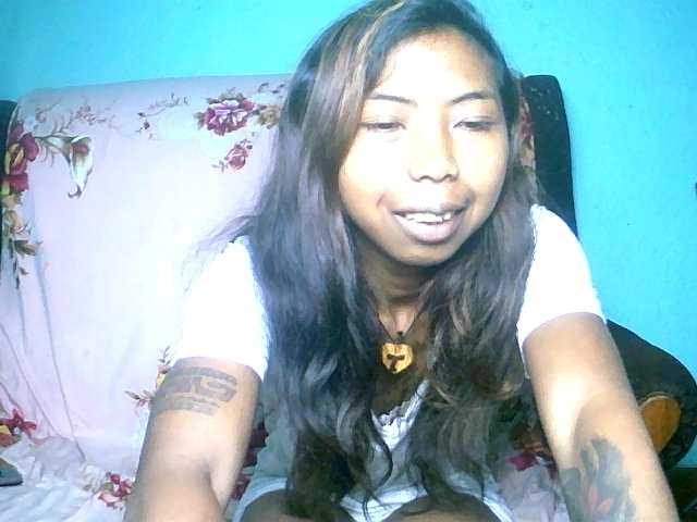 لقطات البث Prisca