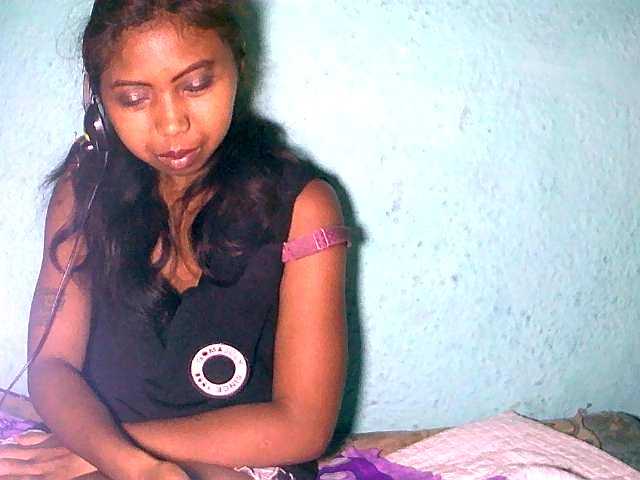 لقطات البث Prisca