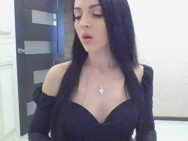 الصور pristless27 Hi guys! stand up 10 tks change outfit 50 tks strip dance 250 tks see ass 90 tks tits 199 tks snap 400 tks insta 300 tks More in pvt