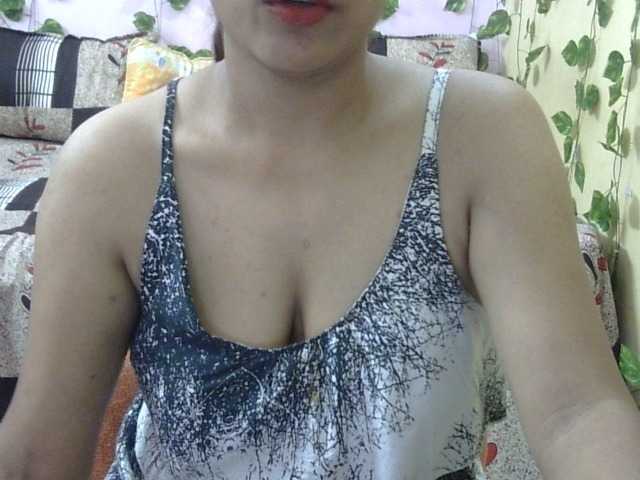 لقطات البث Priya10