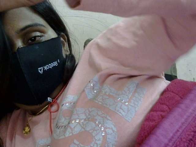 لقطات البث Priya10
