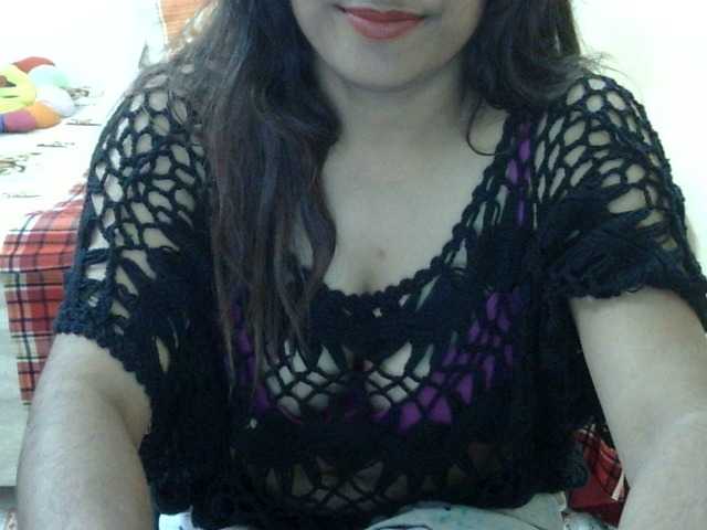 لقطات البث Priya10