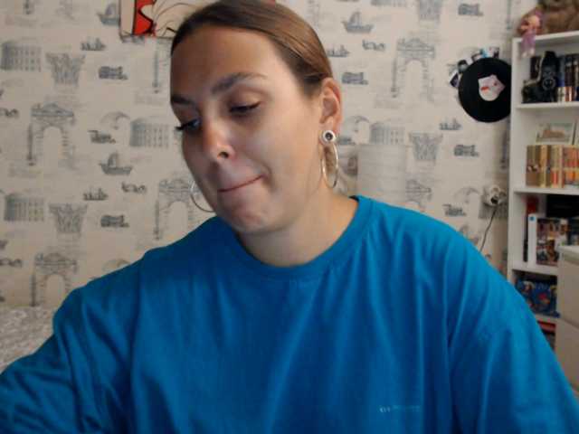 لقطات البث PuffyEva