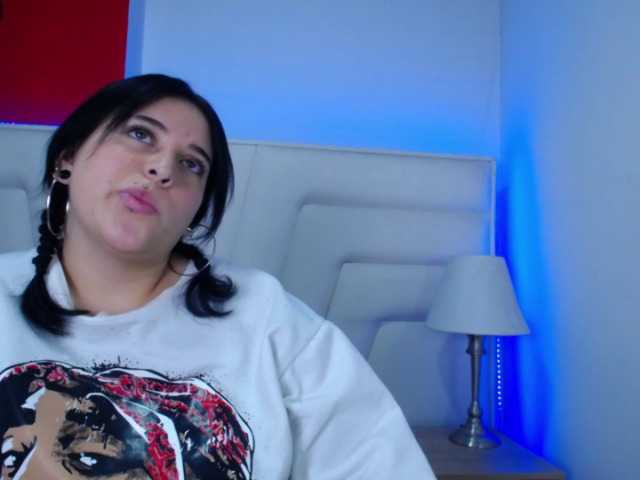 لقطات البث queen077