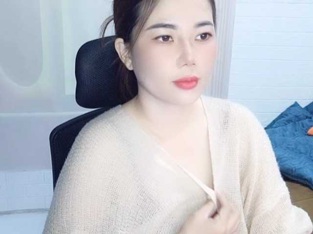 لقطات البث Queendy