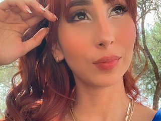 دردشة الفيديو المثيرة QueenLatina