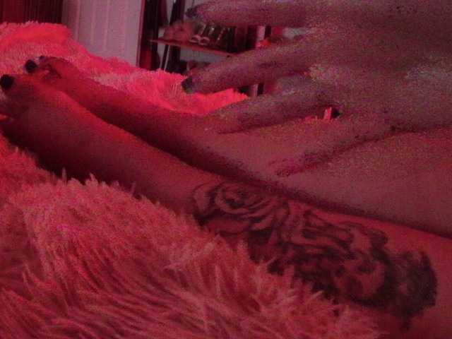 لقطات البث QueenMorgan