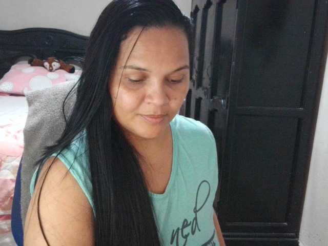 لقطات البث QueenNight