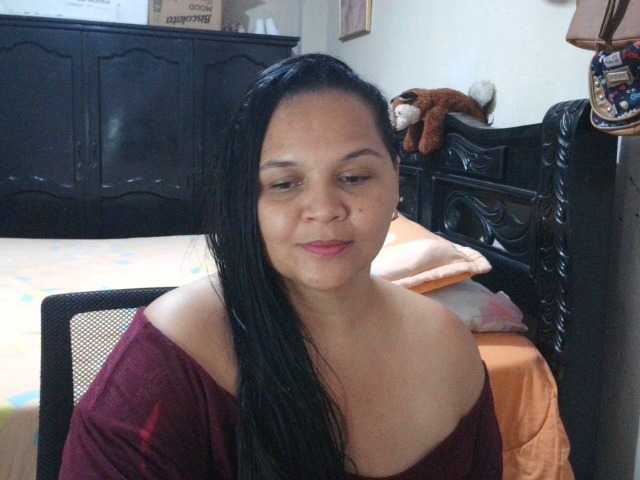 لقطات البث QueenNight