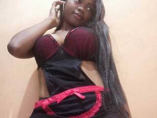 دردشة الفيديو المثيرة RaChine23