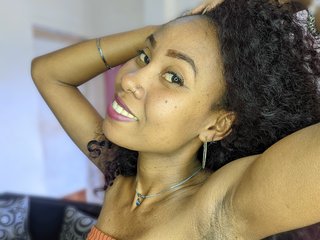 دردشة الفيديو المثيرة Radjinie