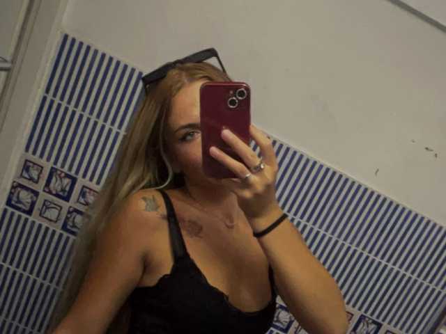 صورة الملف الشخصي Raianna
