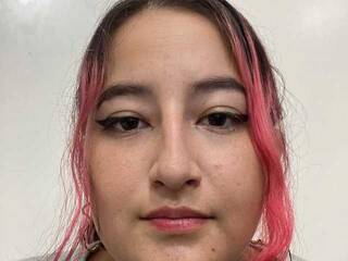 دردشة الفيديو المثيرة Raniiaa