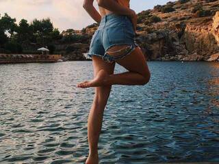 دردشة الفيديو المثيرة RedBeast69