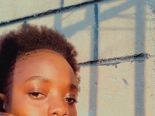 دردشة الفيديو المثيرة rhynah1