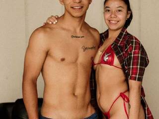 دردشة الفيديو المثيرة Rick-and-Caro