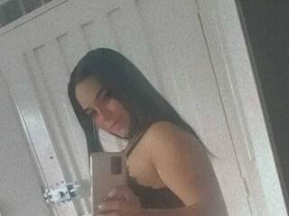 دردشة الفيديو المثيرة RiiaJones