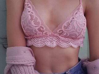 دردشة الفيديو المثيرة RinaBon19