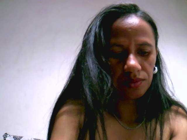 لقطات البث Rnathalie